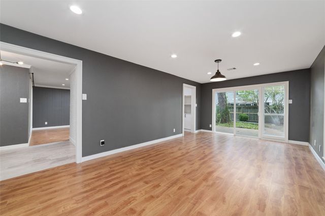 1626 Conrad Sauer Drive, Houston, TX 77043