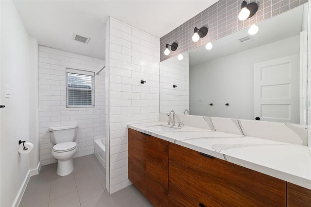 1626 Conrad Sauer Drive, Houston, TX 77043