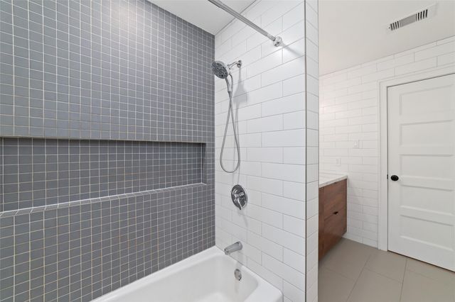 1626 Conrad Sauer Drive, Houston, TX 77043