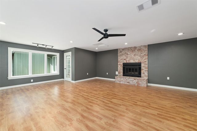 1626 Conrad Sauer Drive, Houston, TX 77043