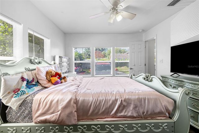 117 W STRICKLAND STREET, Plant City, FL 33563