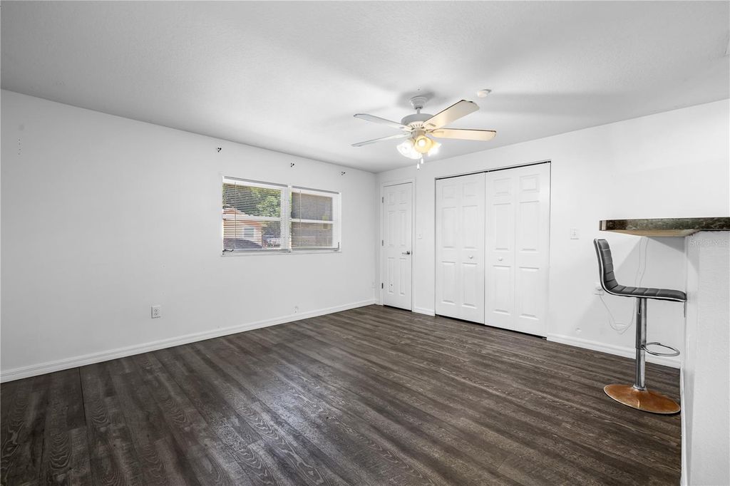 Image 23 of property listing at 117 W STRICKLAND STREET, Plant City, FL 33563