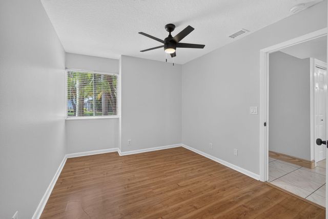 18371 Flagship Circle, Jupiter, FL 33458