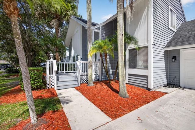 18371 Flagship Circle, Jupiter, FL 33458