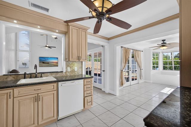 18371 Flagship Circle, Jupiter, FL 33458
