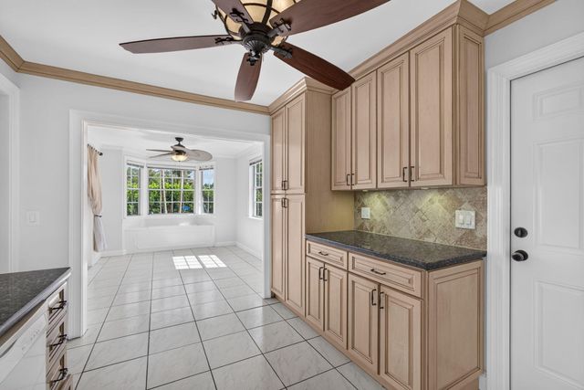 18371 Flagship Circle, Jupiter, FL 33458