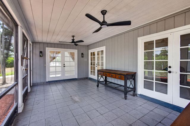 18371 Flagship Circle, Jupiter, FL 33458