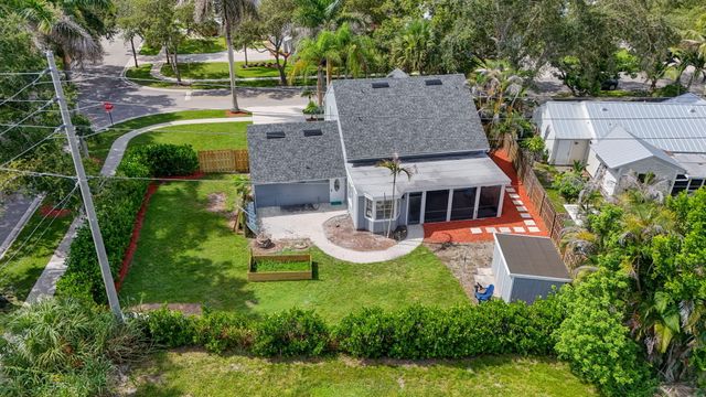 18371 Flagship Circle, Jupiter, FL 33458