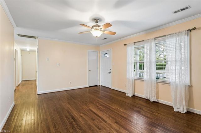 920 Moyer RD, Newport News, VA 23608