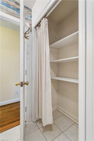 920 Moyer RD, Newport News, VA 23608