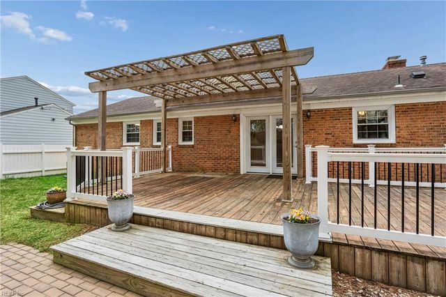 920 Moyer RD, Newport News, VA 23608