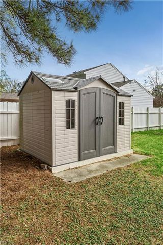 920 Moyer RD, Newport News, VA 23608