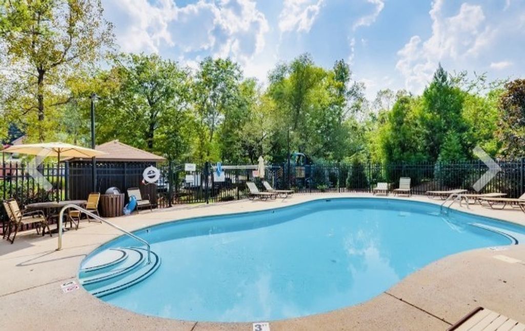 412 Brownstone St, Old Hickory, TN 37138