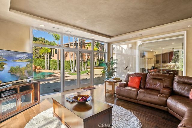 5 Ebony Glade, Laguna Niguel, CA 92677