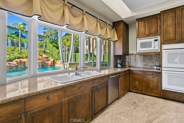 5 Ebony Glade, Laguna Niguel, CA 92677