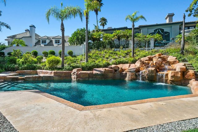 5 Ebony Glade, Laguna Niguel, CA 92677