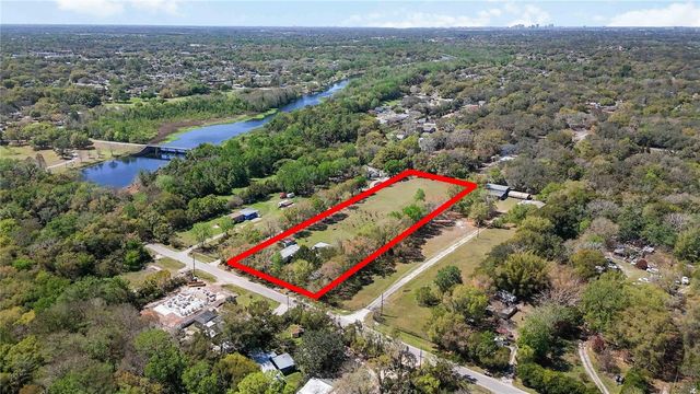 2700 AEIN ROAD, Orlando, FL 32817