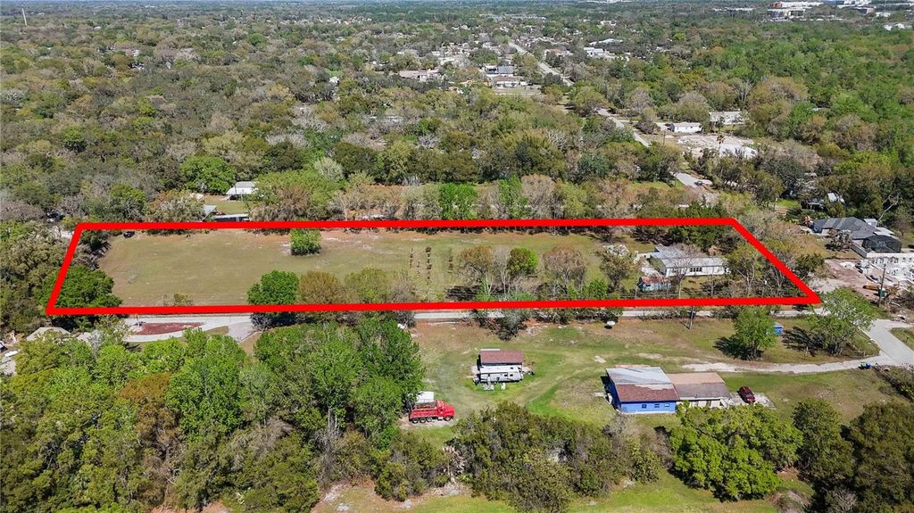 Image 12 of property listing at 2700 AEIN ROAD, Orlando, FL 32817