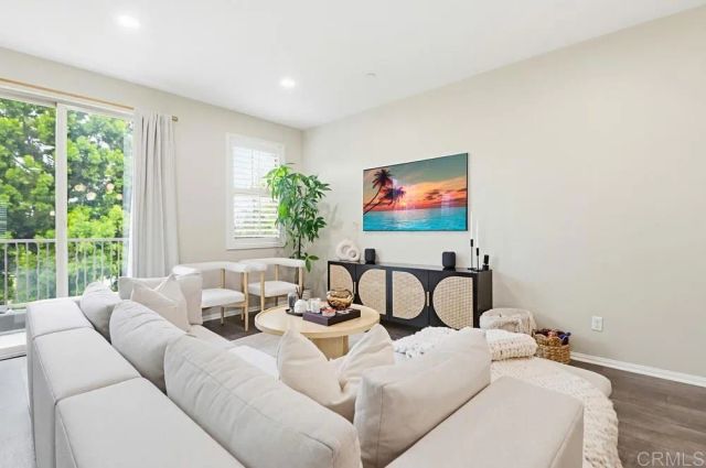 1876 Champagne Court 6, Chula Vista, CA 91913
