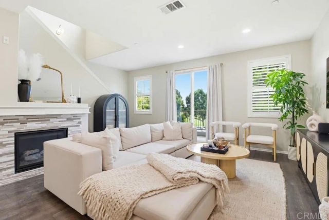 1876 Champagne Court 6, Chula Vista, CA 91913