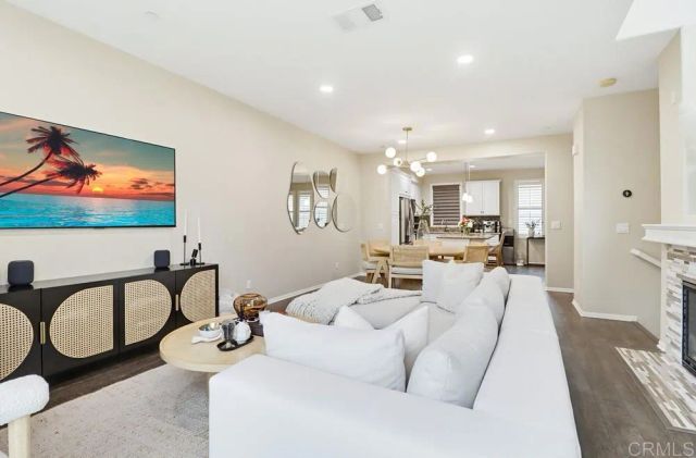 1876 Champagne Court 6, Chula Vista, CA 91913