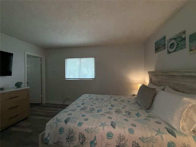 3988 SAN LUIS DRIVE, Sarasota, FL 34235