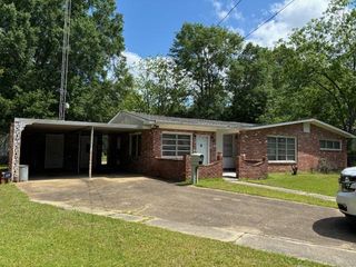 1212 Mendheim Dr., Dothan, AL 36301