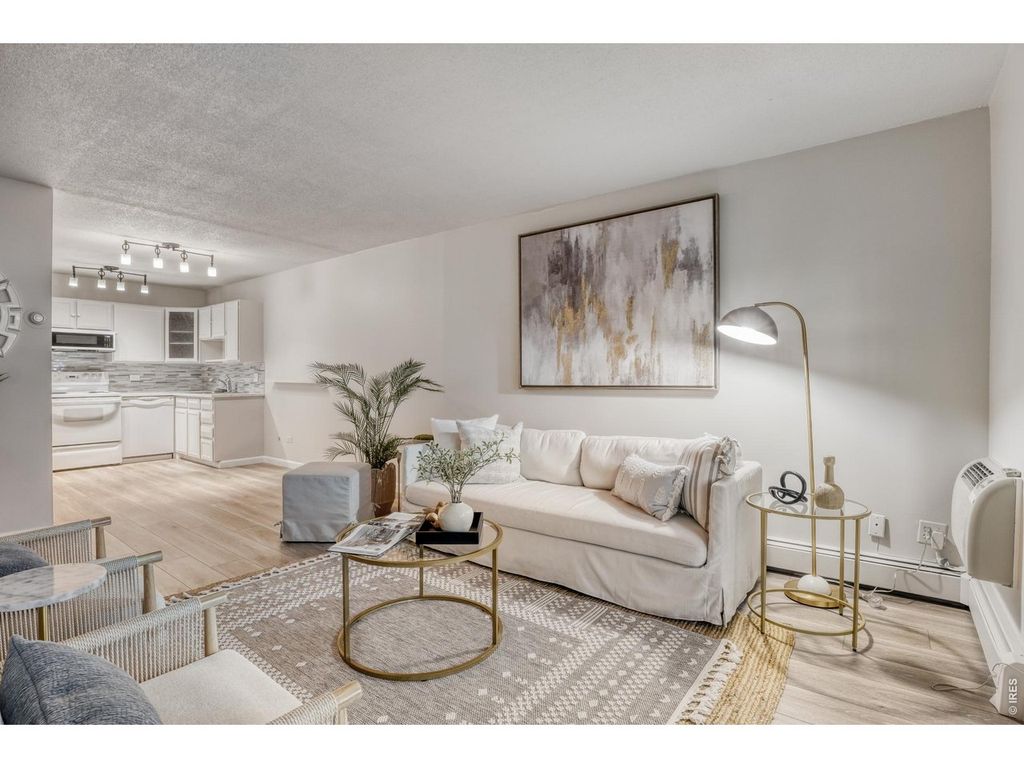 680 S Alton Way 41-1B, Denver, CO 80247