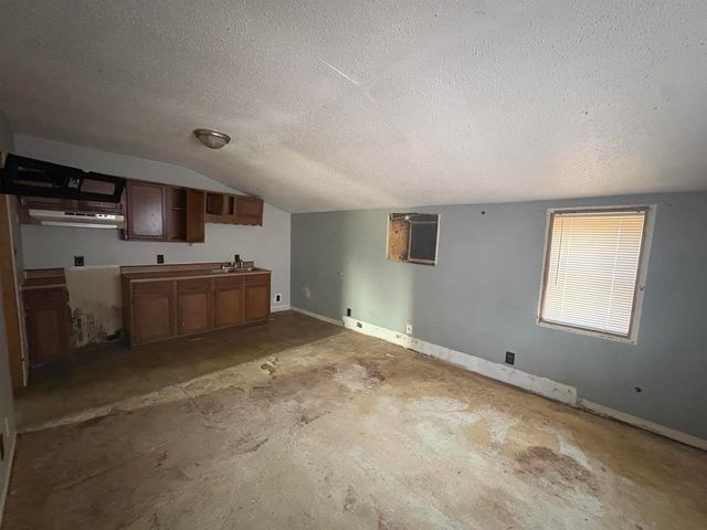 3657 Dillinger Rd Road, Carbondale, IL 62901