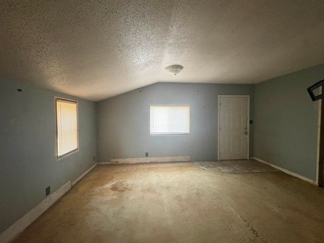 3657 Dillinger Rd Road, Carbondale, IL 62901