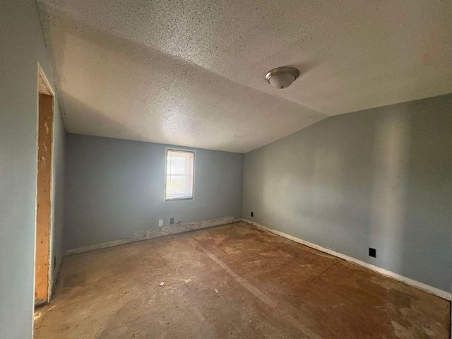 3657 Dillinger Rd Road, Carbondale, IL 62901