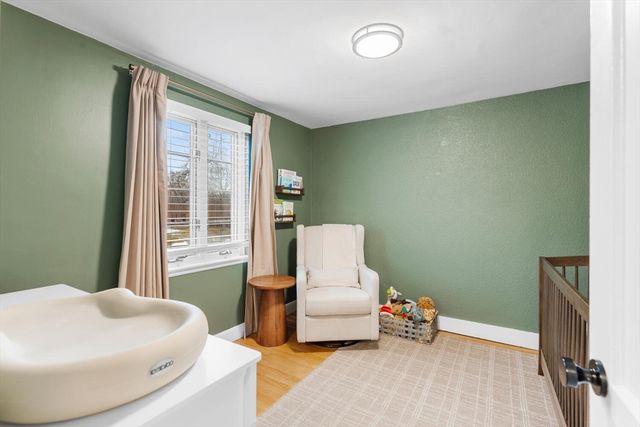 49 Pierce Rd 49, Watertown, MA 02472