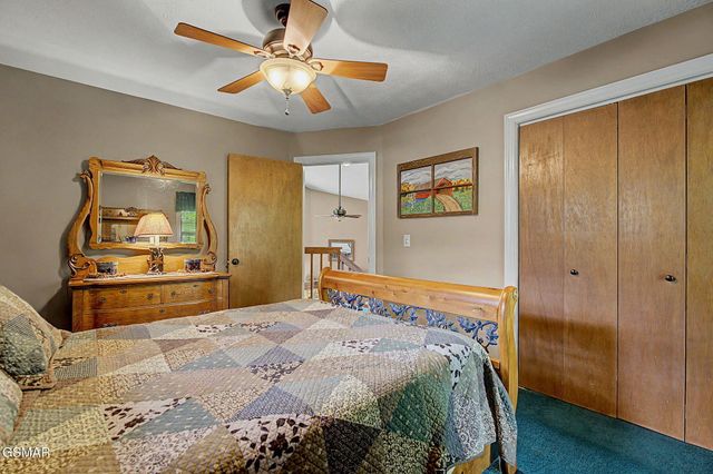 2921 Barnes Drive, Sevierville, TN 37862