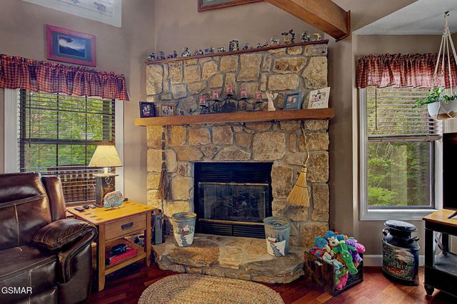 2921 Barnes Drive, Sevierville, TN 37862