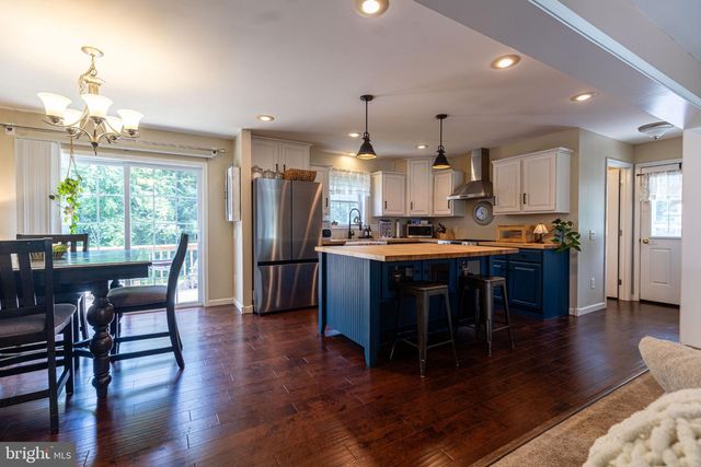 12345 LINCOLN WAY W, Fort Loudon, PA 17224