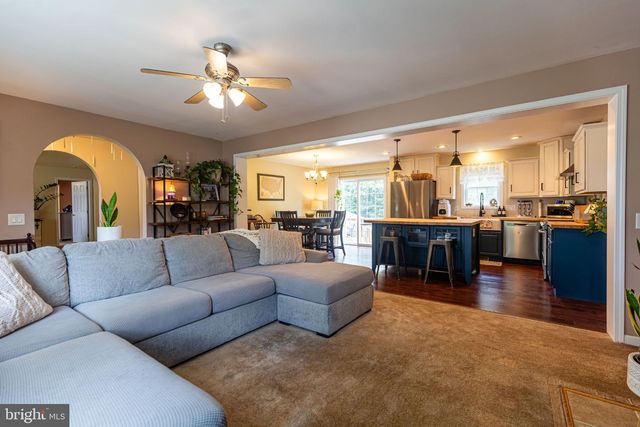 12345 LINCOLN WAY W, Fort Loudon, PA 17224