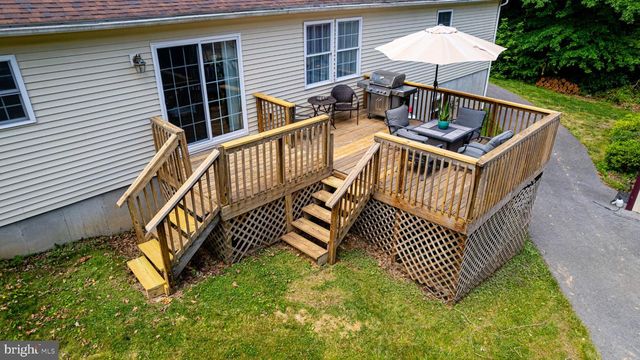 12345 LINCOLN WAY W, Fort Loudon, PA 17224