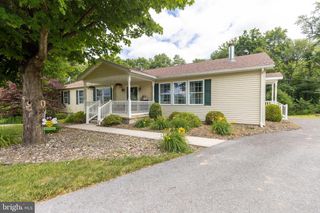 12345 LINCOLN WAY W, Fort Loudon, PA 17224