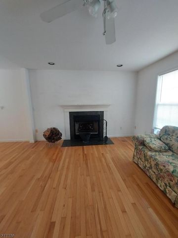 96 Brighton Rd, Andover Twp., NJ 07821