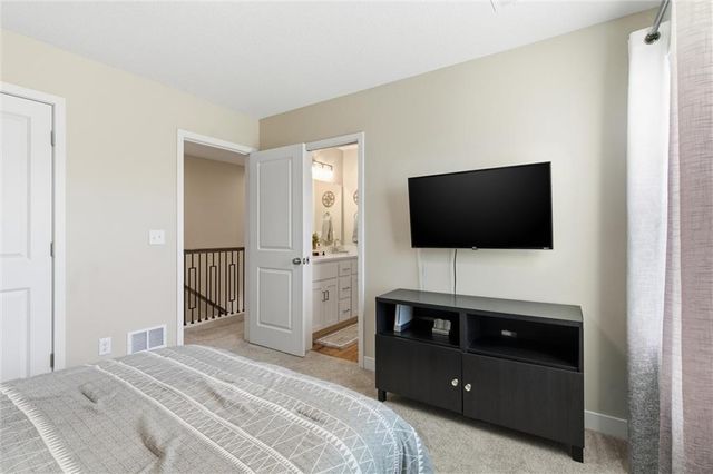 308 E Oak Street, Lone Jack, MO 64070