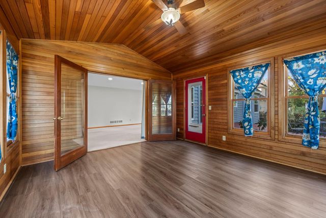 9956 Antrim Road, Woodbury, MN 55125