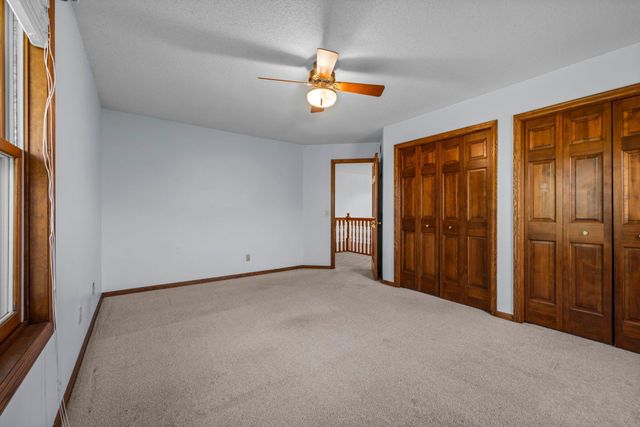 9956 Antrim Road, Woodbury, MN 55125