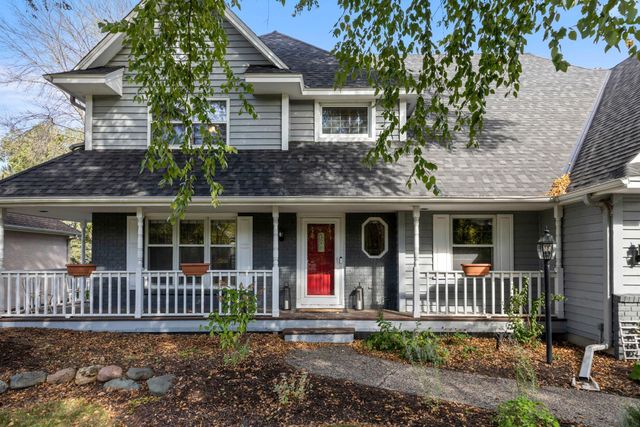 9956 Antrim Road, Woodbury, MN 55125