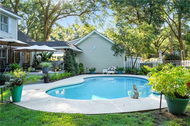 202 Vassar Point Drive, St Simons Island, GA 31522