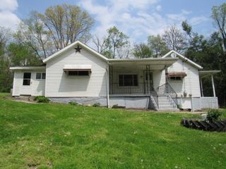 428 Grindstone Road, Grindstone, PA 15442