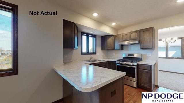 4931 Alma Place, Lincoln, NE 68514