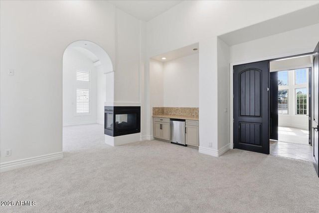 4450 E GEMINI Place, Chandler, AZ 85249