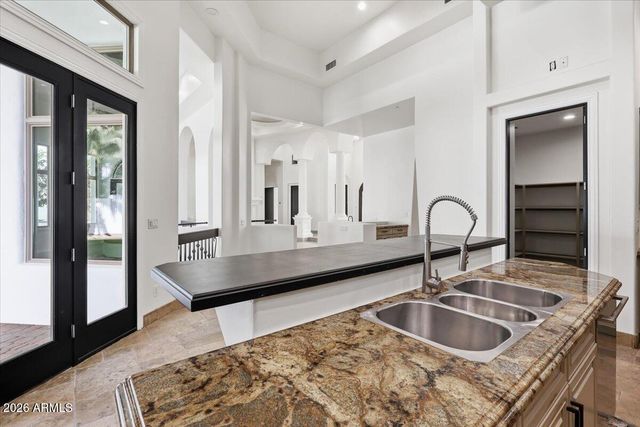 4450 E GEMINI Place, Chandler, AZ 85249