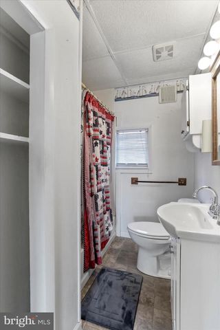 185 E BIRCH LN, Romney, WV 26757