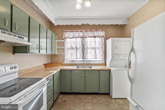 185 E BIRCH LN, Romney, WV 26757